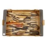 13 vintage garden tools G