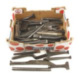 Quantity of cold chisels etc G