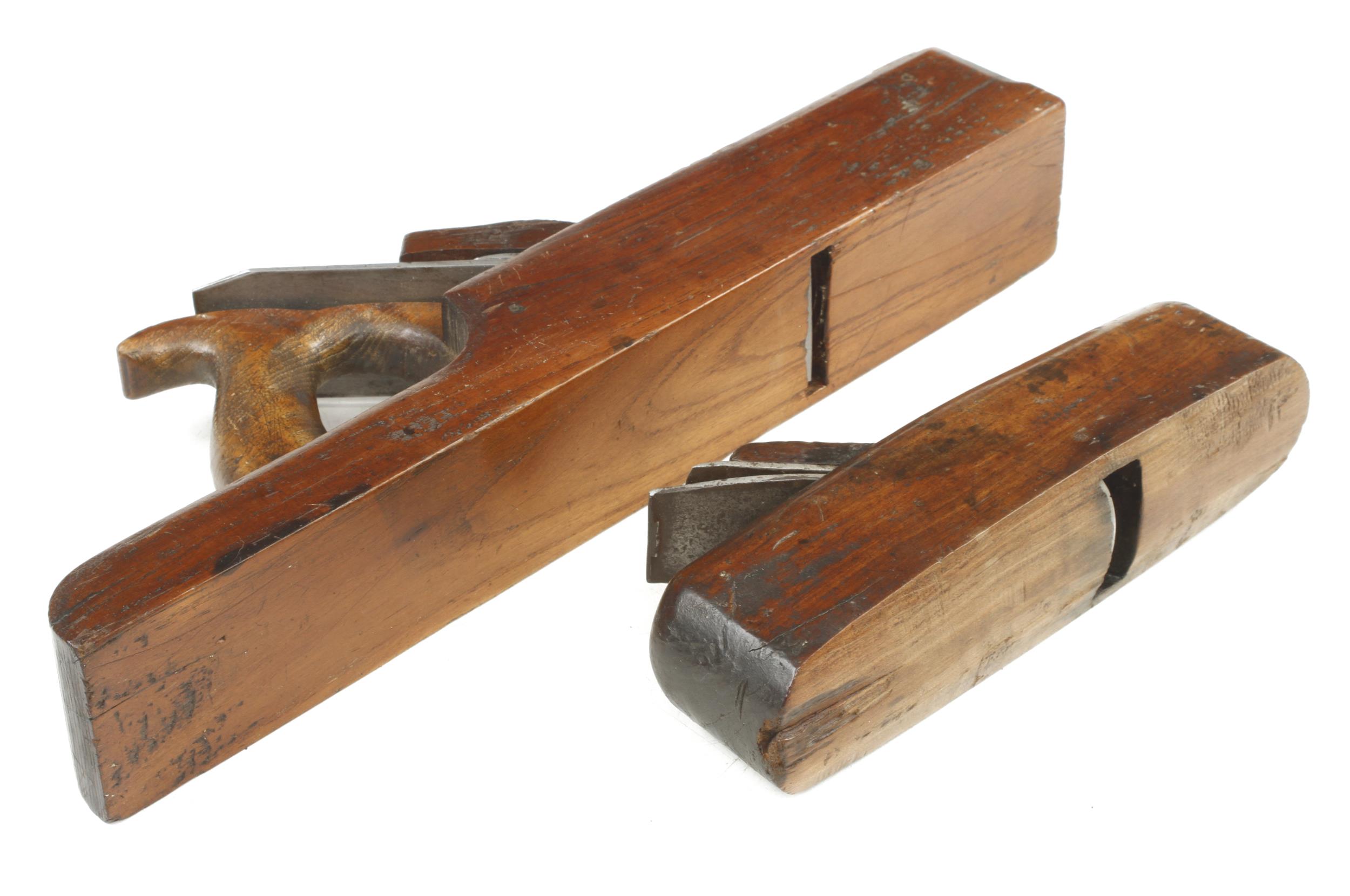 A jack plane and a gutter plane in hardwood G - Image 3 of 3