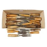 20 assorted chisels G