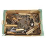 A box of tools G