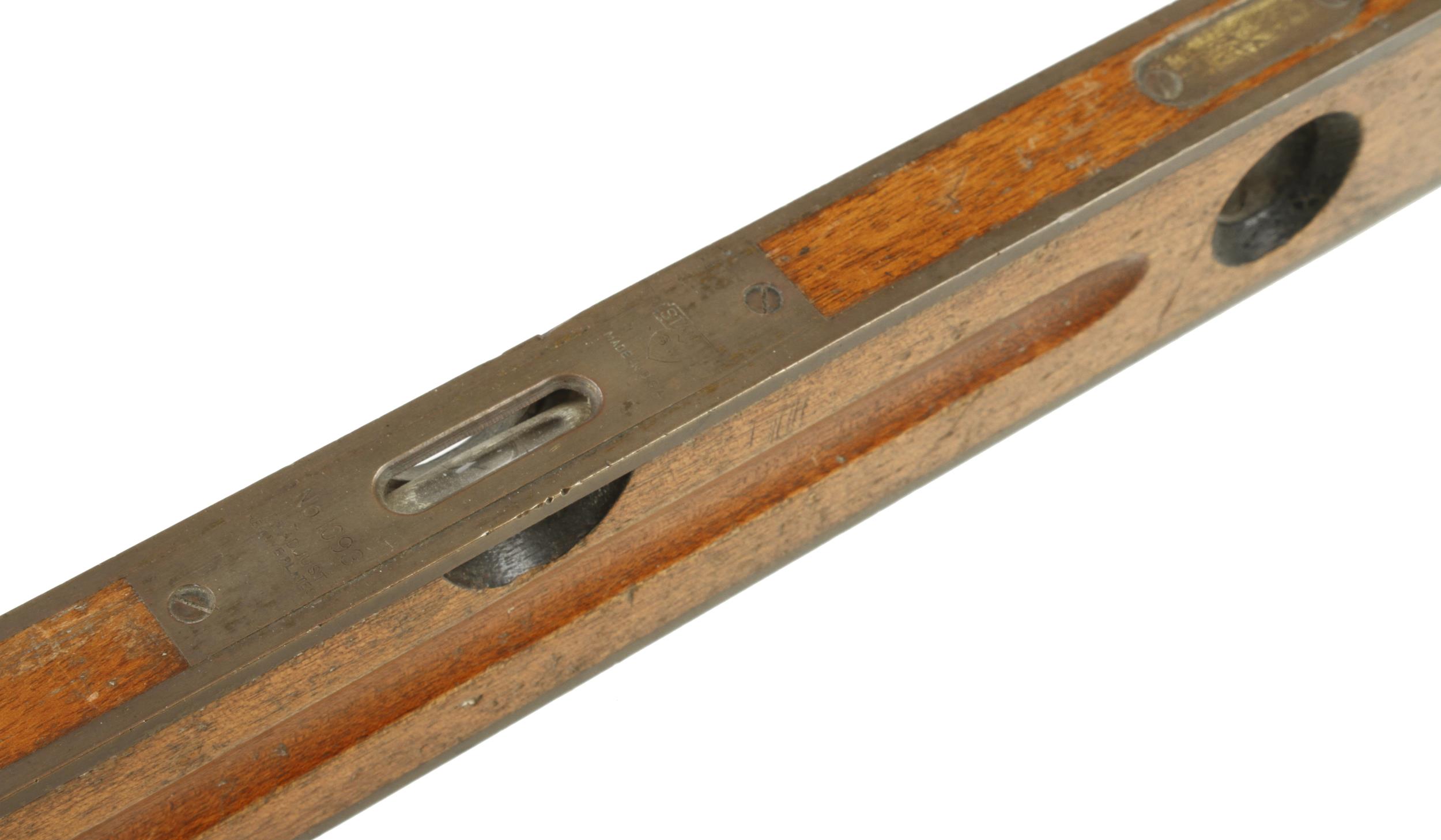 A STANLEY No 1093 24" brass bound level and plumb G++ - Image 2 of 2