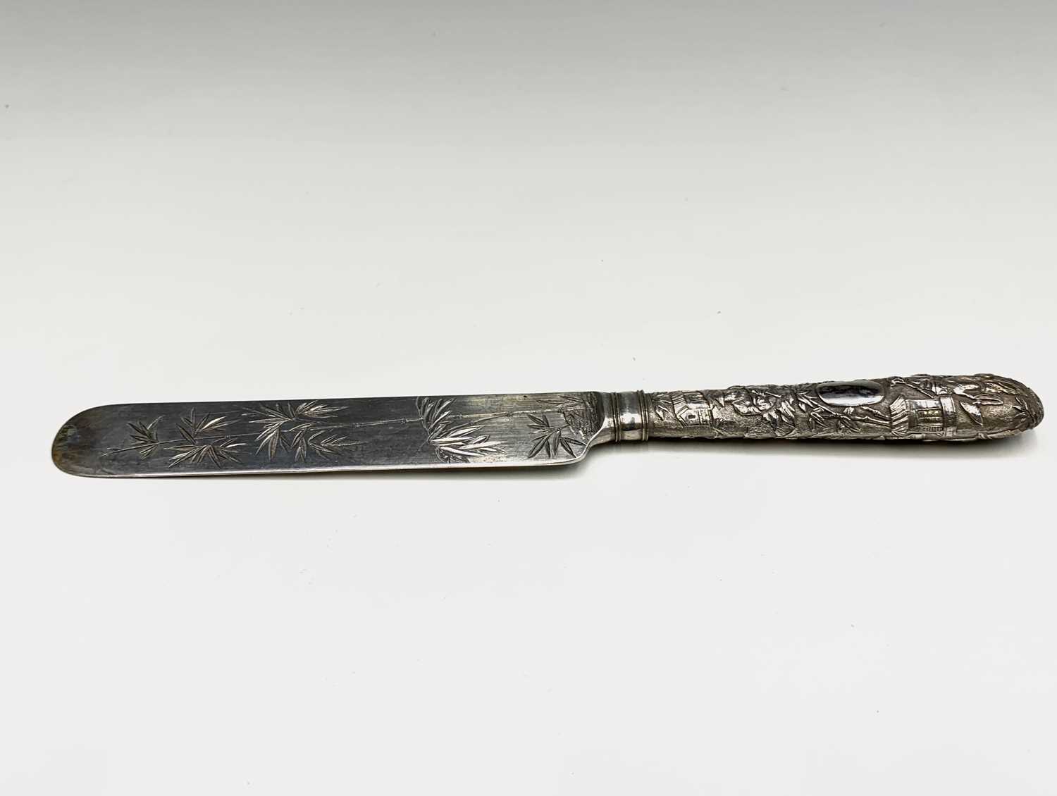 A set of six Chinese silver dessert knives and forks, the prongs with impressed character mark and - Image 3 of 9