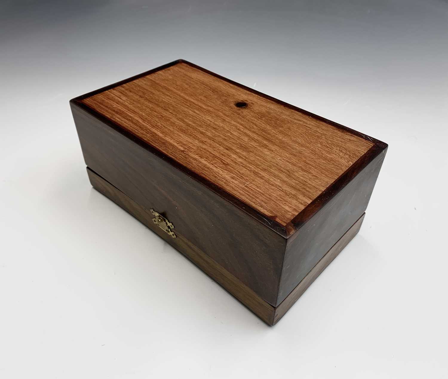 A Chinese hardwood and mother of pearl work box, the top inlaid with foliage, butterflies and a - Image 4 of 5