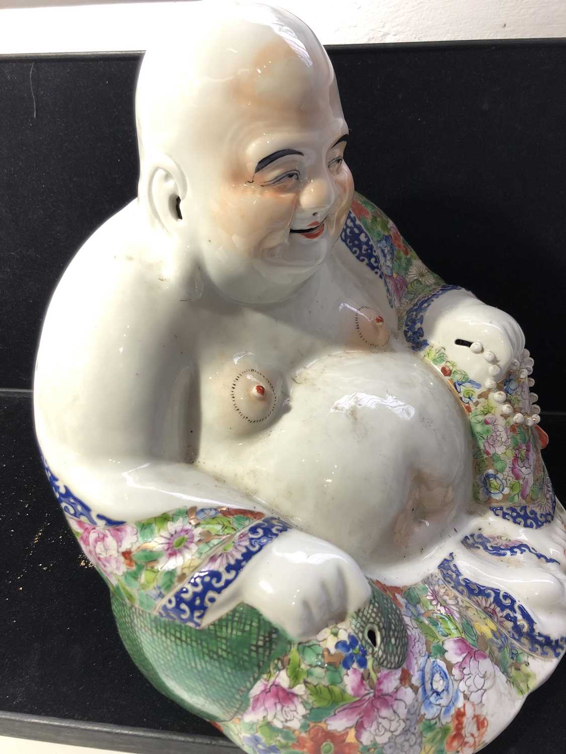 A large Chinese porcelain figure of a seated Buddah, 20th century, wearing a floral decorated robe - Image 13 of 15