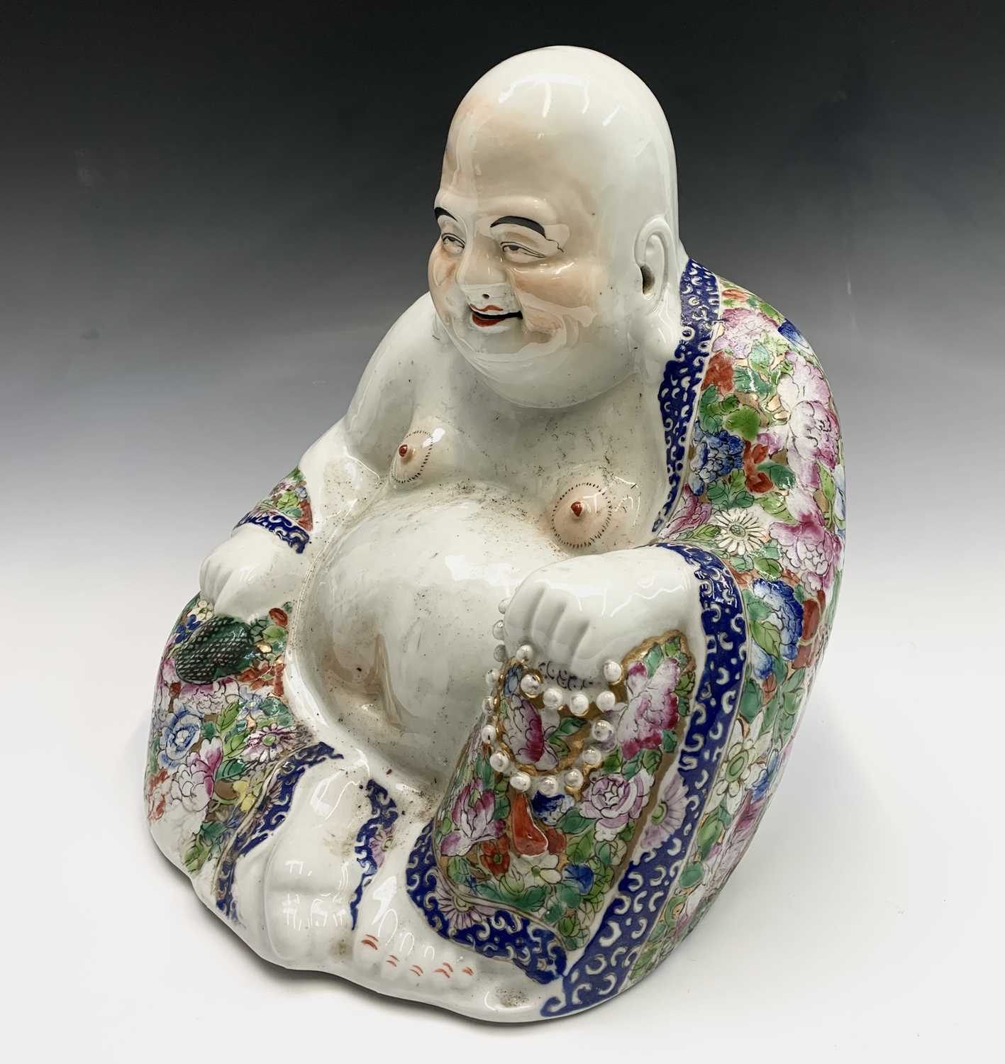 A large Chinese porcelain figure of a seated Buddah, 20th century, wearing a floral decorated robe - Image 5 of 15