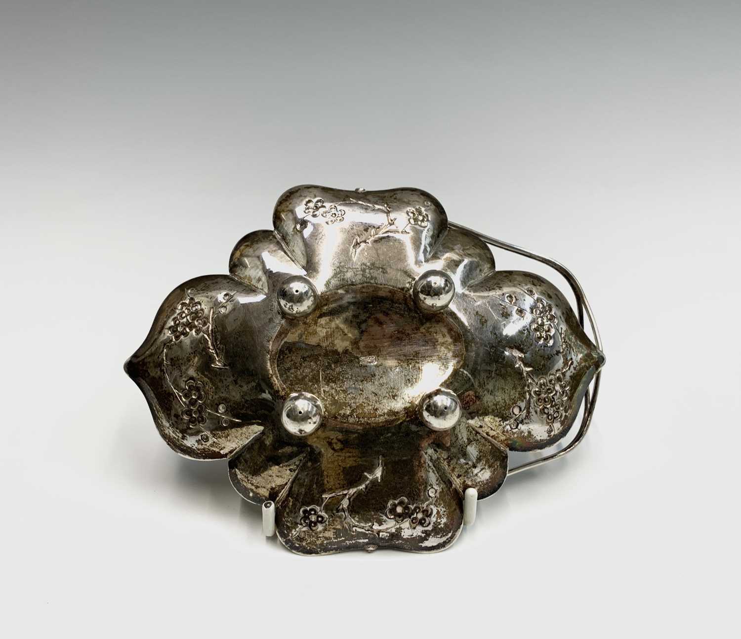 A Chinese silver lobed sweetmeat tray, circa 1900, signed, with a swing handle, prunus decorated and - Image 11 of 11