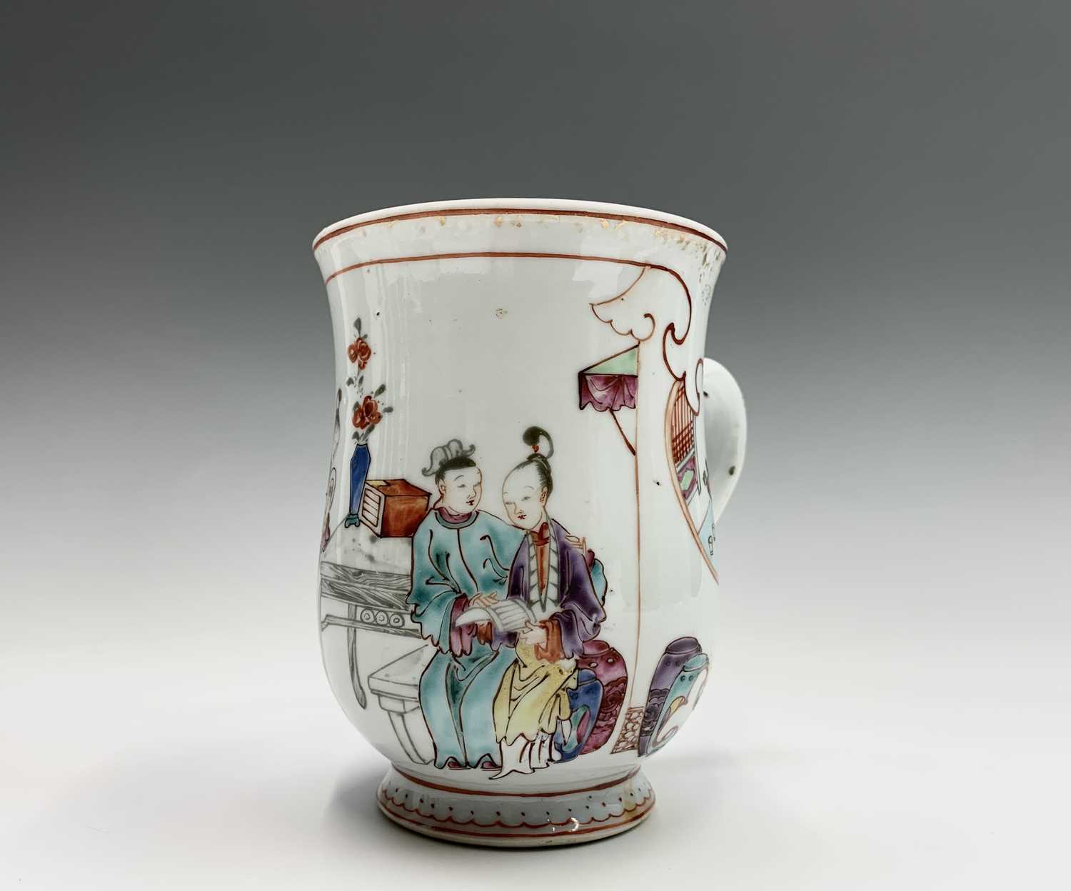 A Chinese famille rose export porcelain mug, 18th century, depicting an interior scene with a - Image 5 of 11