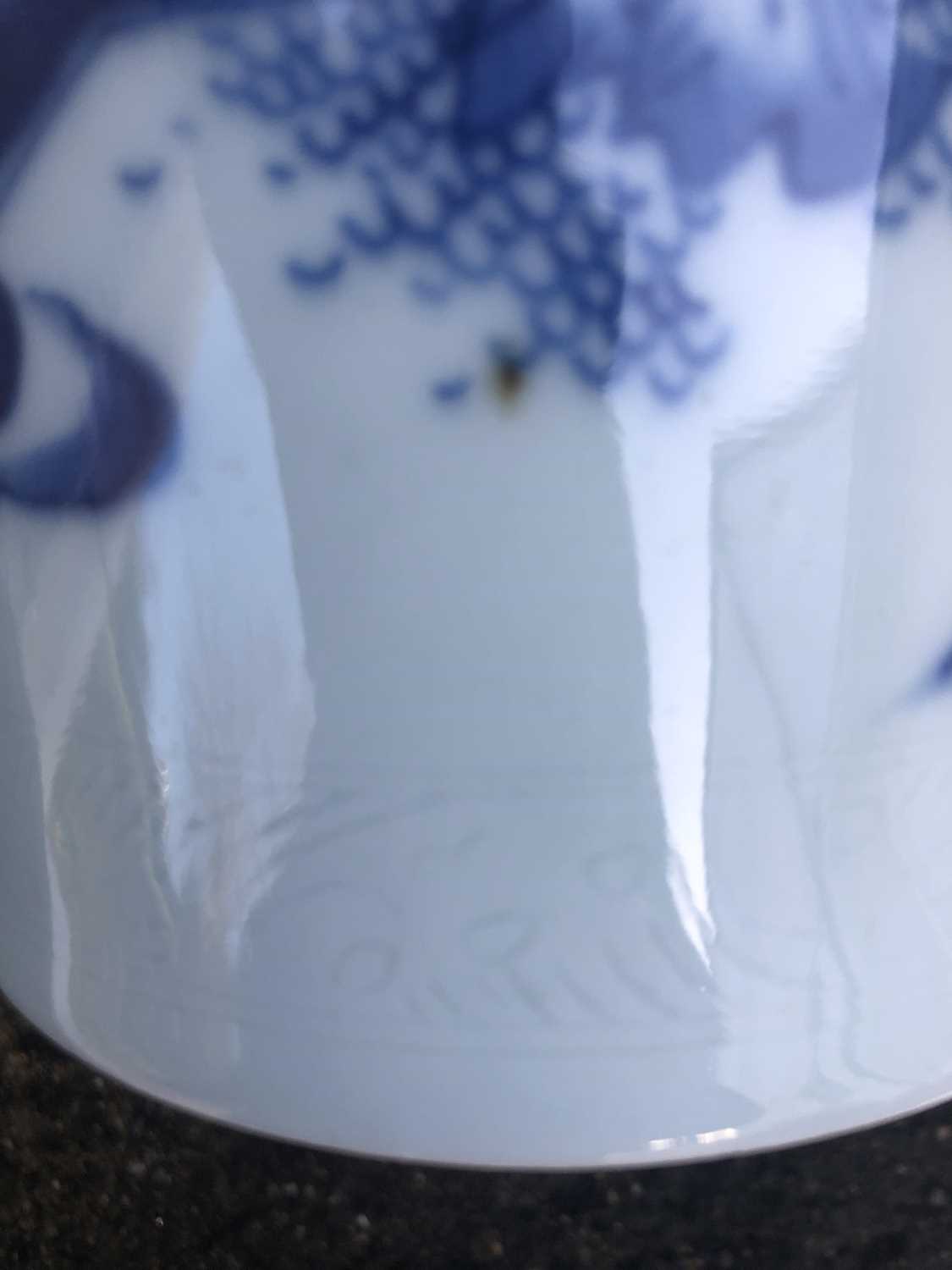 A Chinese blue and white porcelain transitional brush pot, of slender cylindrical form, decorated on - Image 22 of 31