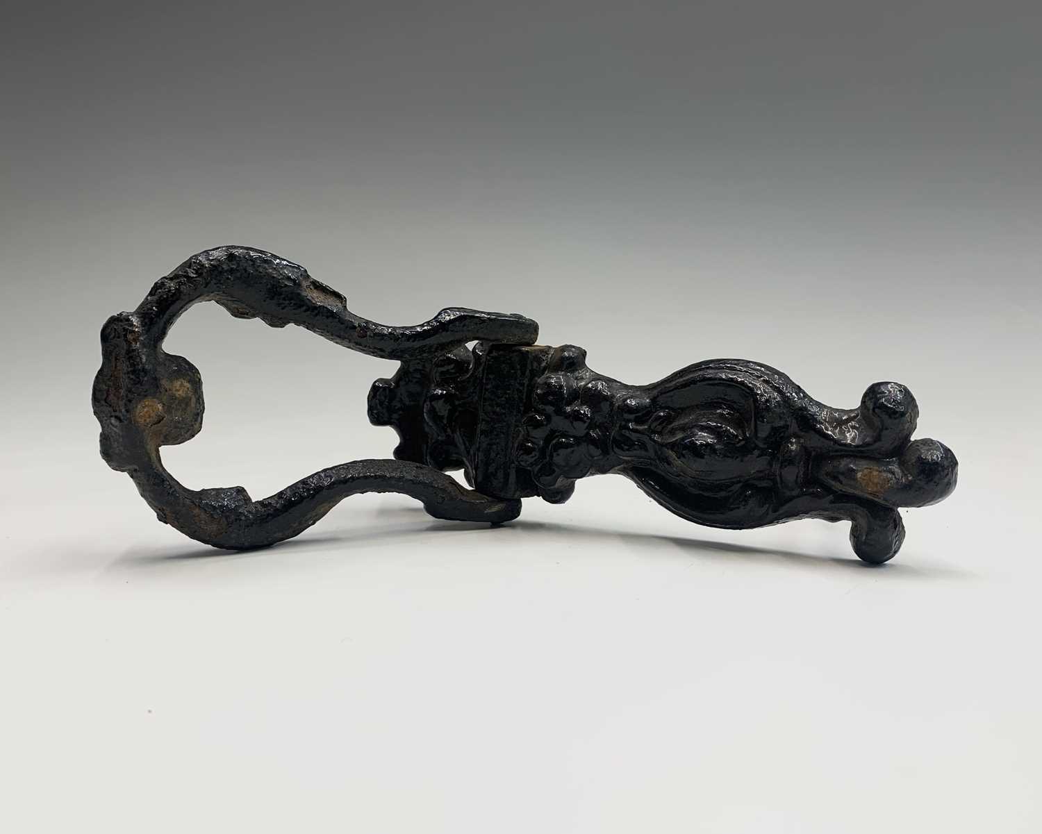 A late Victorian cast iron door knocker, cast with fruit and foliage. Overall height 19cm. - Image 3 of 3