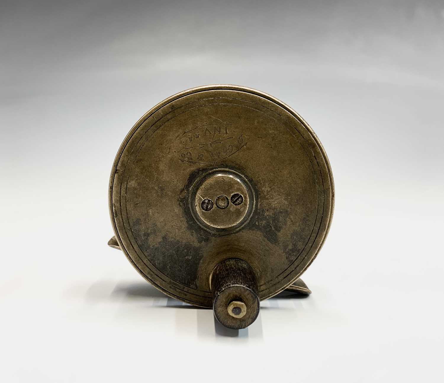 A brass fly fishing reel by D. Gray & Co, Inverness, diameter 7cm. - Image 4 of 5