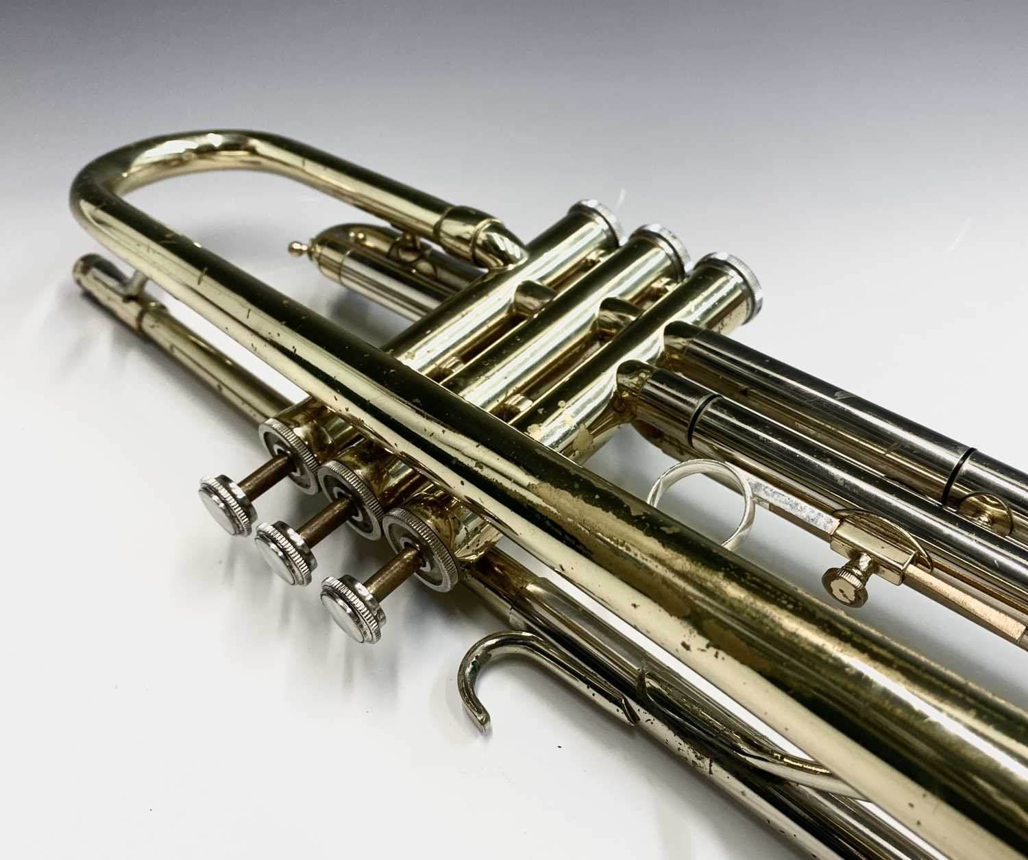 A Boosey & Hawkes B & H 400 brass trumpet, in green bag. - Image 3 of 5