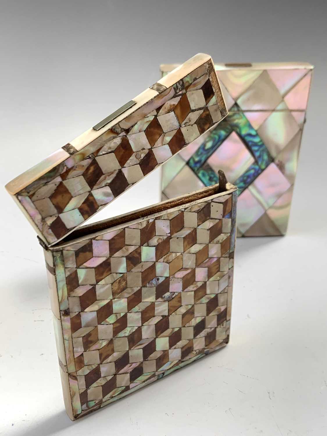 Five mother-of-pearl card cases - Image 5 of 9