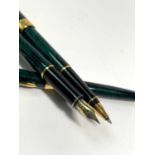 A Parker Sonnet Chinese three pen green set the fountain pen with medium 18ct gold nib date code A.