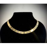 A stylish contemporary Italian 18ct two-colour gold necklace by Superoro 41.2gm Length 43.5cm (see