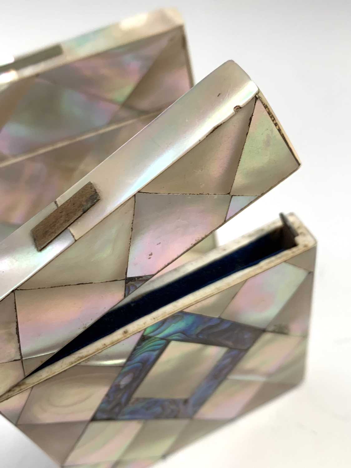 Five mother-of-pearl card cases - Image 8 of 9