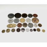 Commemorative Medallions, Tokens etc - Approx. 25 white metal and bronze medallions etc, dating from