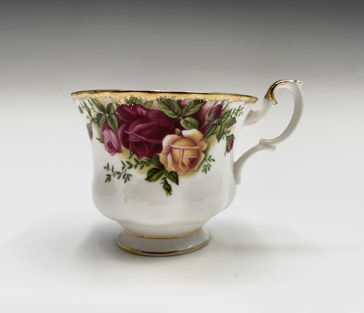 A Royal Albert 'Old Country Roses' tea set comprising teapot, milk jug, six cups, six saucers, and - Image 10 of 13