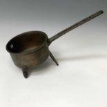 A rare Charles II bronze skillet, by Robert Floweree, Salisbury, height 28cm, width 49cm, diameter