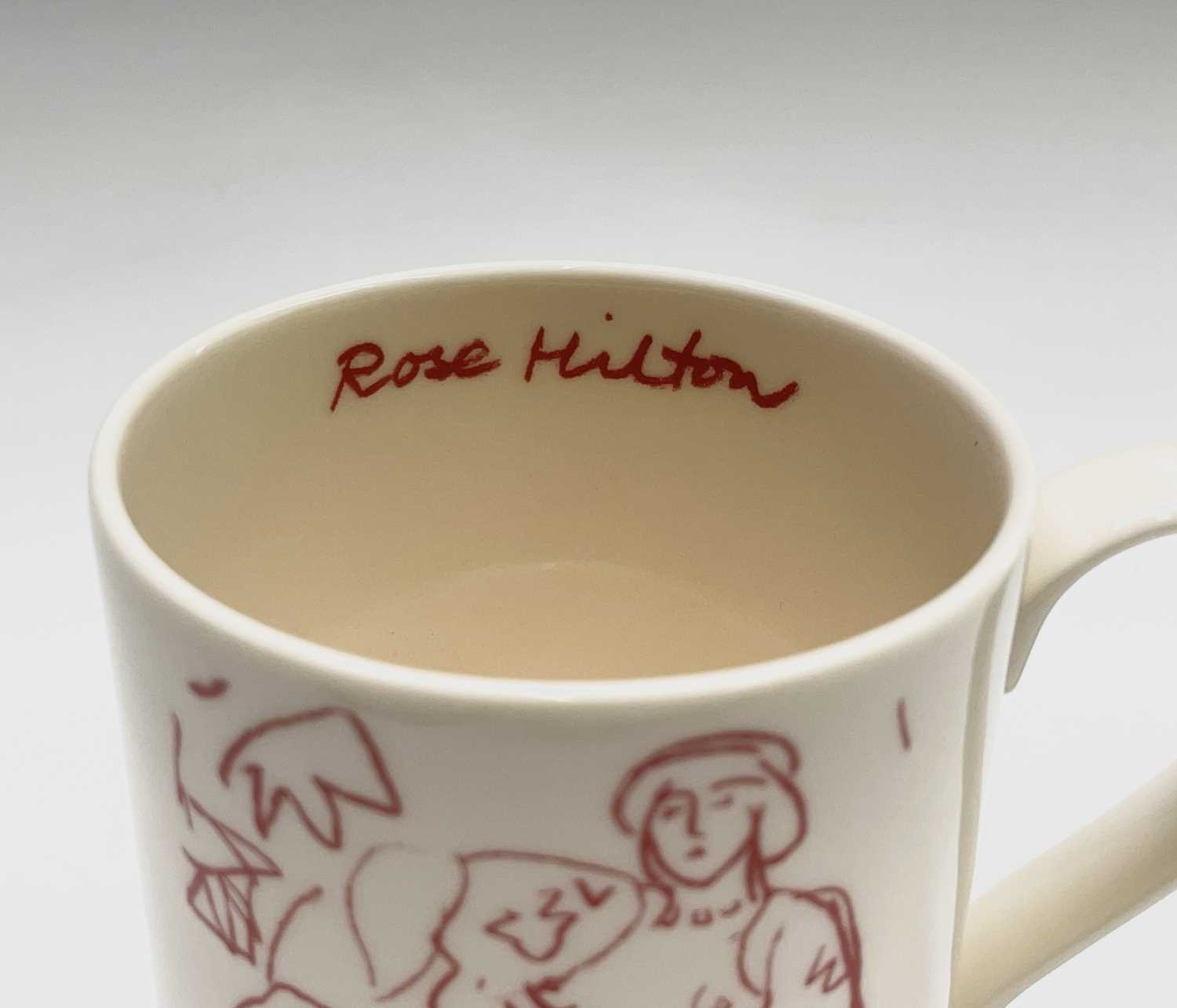 Rose HILTON (1931-2019) A limited-edition creamware mug produced for Newlyn Art School showing a - Image 4 of 5