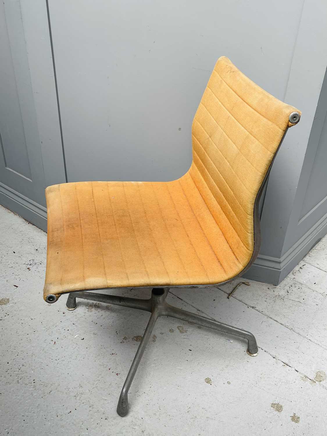 Charles Eames, An office chair, by Herman Miller, with cast aluminium swivel base, height 85cm. - Image 9 of 12