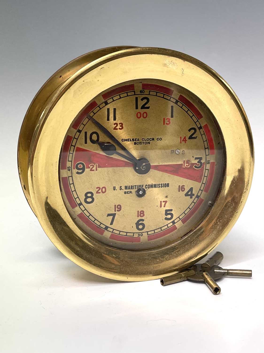 A U.S. Maritme Commision ship's radio room clock, by The Chelsea Clock Co, Boston, the brass dial - Image 4 of 10