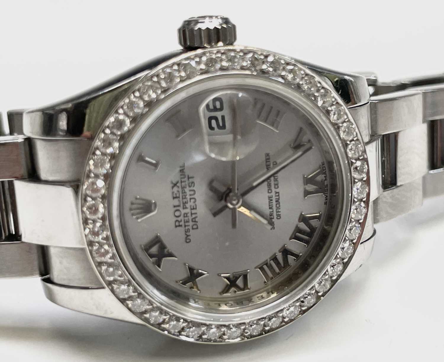 A Rolex ladies Oyster Perpetual Datejust Superlative Chronometer with diamond bezel, diameter 26. - Image 8 of 23