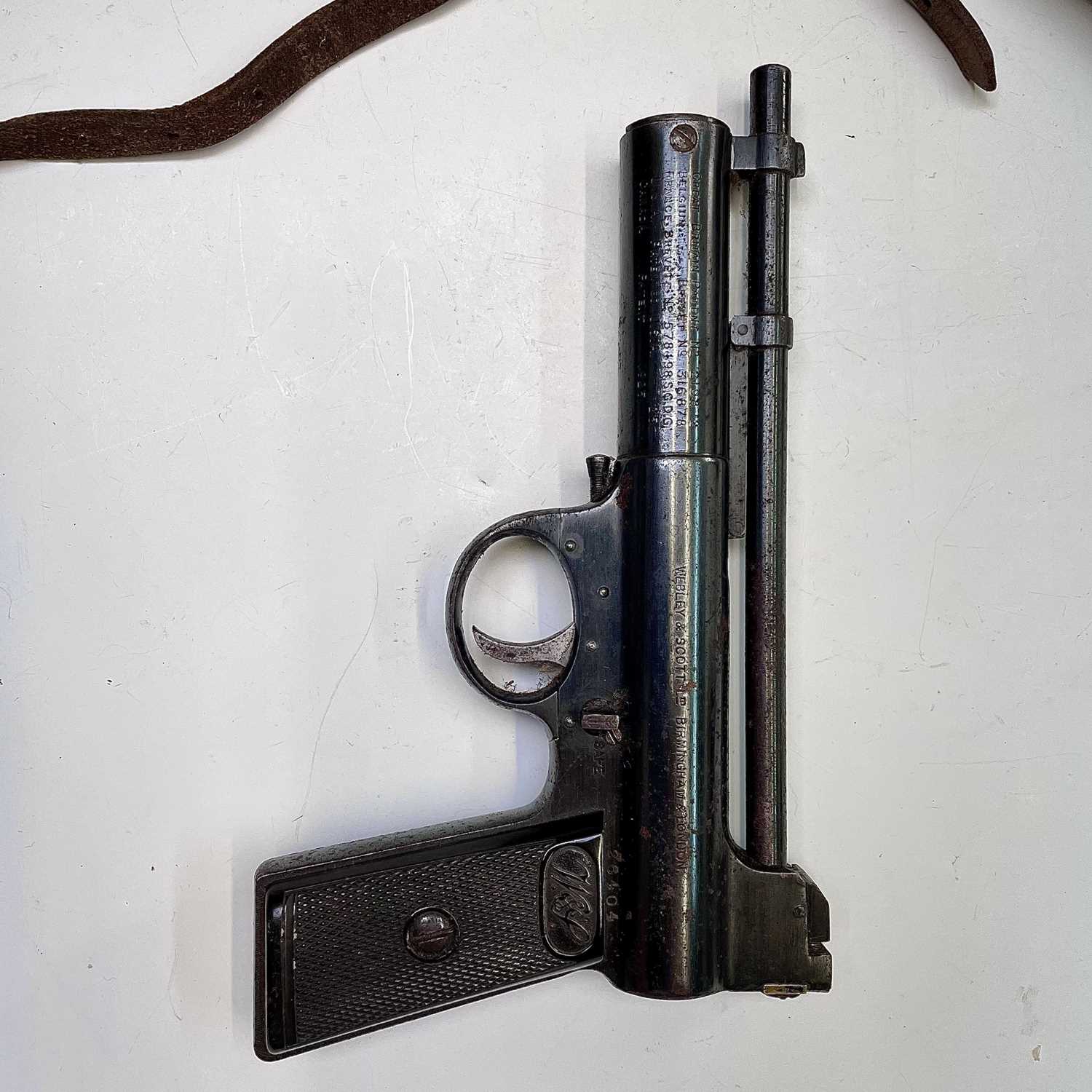 A Webley & Scott Mark II target air pistol, serial number 26404, also stamped 404, the blued steel - Image 3 of 10