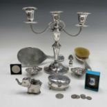 A selection of silver items, to include a pair of bonbon dishes, a ring box (af) and a hairbrush and