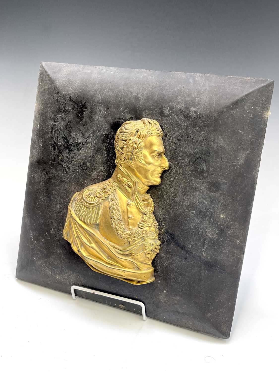 A gilt bronze profile bust of The Duke of Wellington, 19th century, mounted on a square hardwood - Image 3 of 9