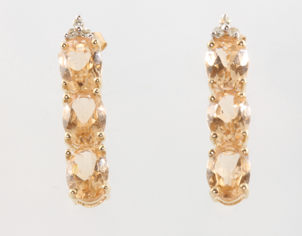 A pair of 9ct yellow gold gem set drop earrings 2.7 grams