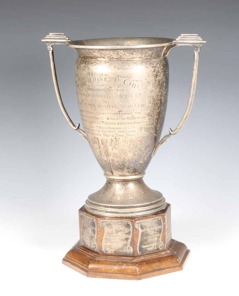 A silver 2 handled presentation trophy with engraved inscription Birmingham 1937, 28cm, 1288