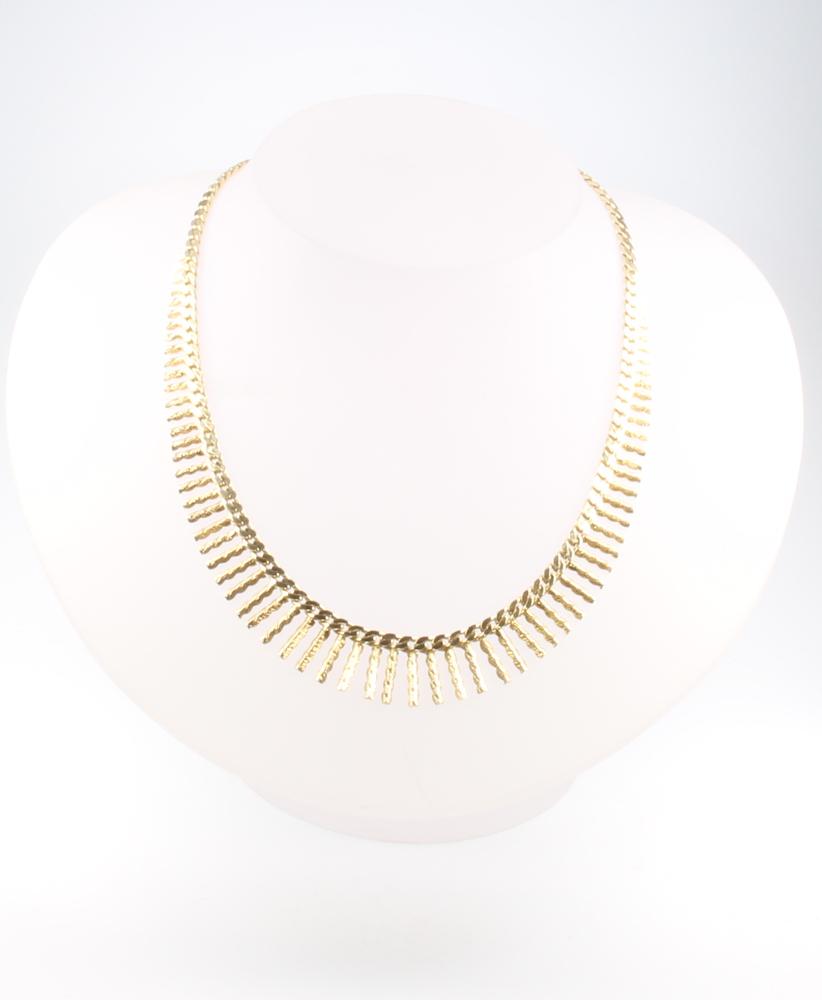 A 9ct yellow gold necklace 23.1 grams