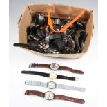 A quantity of gentleman's wristwatches