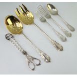 A pair of 800 standard lily pattern servers, pair of tongs, 2 forks and a spoon, 540 grams