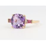 A 9ct yellow gold amethyst dress ring size O, 2.9 grams
