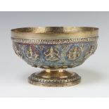 An engine turned circular silver pedestal bowl decorated with figures 244 grams, 17cm