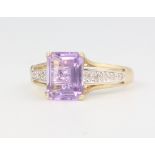 A 9ct yellow gold amethyst dress ring size O, 2.3 grams