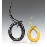 A contemporary Studio Glass 2 colour glass sculpture in the form of an entwined scroll 27cm, a ditto