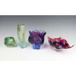 A Studio Glass freeform dish 30cm, ditto vases 18cm, 13cm and 7cm