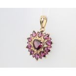 A 9ct yellow gold amethyst pendant 30mm, 8.4 grams