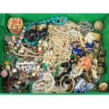 A quantity of vintage and other costume jewellery