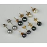 Five pairs of cultured pearl ear studs
