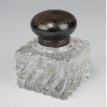 A Victorian silver topped square moulded glass inkwell London 1889, 10cm