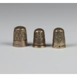 Three silver thimbles Birmingham 1933 and 2 others 14 grams