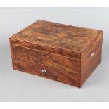 A Georgian rectangular inlaid and crossbanded mahogany trinket box with hinged lid, the base
