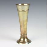 An Edwardian silver tapered spill vase London 1910 23cm