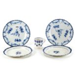 A PAIR OF 19TH CENTURY PEARLWARE BLUE AND WHITE FLORAL DECORATED PLATES with feather edge borders, 9