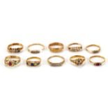 TEN 18CT YELLOW GOLD RINGS, some a.f, approximately 22.5 grams.