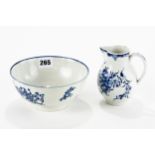 AN 18TH CENTURY WORCESTER BLUE AND WHITE FLORAL AND FRUIT DECORATED BOWL (hairline crack), blue